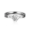 Bague solitaire classique en argent à six griffes avec détails en micro-pavé - US 8 / Argenté