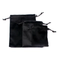 Detailed comparison of small, medium, and large black velvet drawstring pouches - 7x9cm / Black