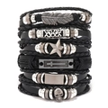 Set bracciale uomo in pelle nera intrecciata hip hop con piume e ciondoli teschio - Set da 6 pezzi