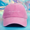 Berretto da baseball rosa in cotone lavato con ricamo mama bianco e visiera curva - Taglia unica / Rosa