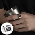 Adjustable men's silver ring featuring a black rectangular stone and striped relief texture - Rectangular Obsidian Four-Claw Striped