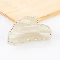Pince à cheveux 8cm en forme de cœur beige marbré ornée de strass brillants élégants - Blanc coquille