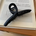 Large matte black shark hair claw clip with frosted finish for thick hair styling - Matte Black-13cm
