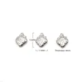Set of 15mm x 11mm strawberry-shaped stainless steel pendants with textured details - Strawberry