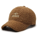Casquette en polaire peluche marron avec broderie PRAIS blanche et texture chaude - Réglable / Beige Foncé