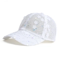 Gorra de béisbol de encaje blanco con apliques florales y lentejuelas para el verano - Blanco