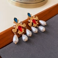 Boucles d'oreilles vintage perle gemme rouge et bleu