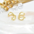 Golden hollow jewelry clasp with pearl adjuster in a polished twisted luxury design - Small / Gold