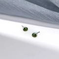 Orecchini a lobo a goccia verde avocado in argento S999 dal design minimalista - Argento 990 / Oro Bianco