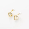 Elegant gold heart earrings with white pearls, minimalist s925 silver needle jewelry - Gold Heart Artificial Pearl Stud Earrings (H112)