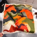 Sciarpa in seta vintage francese con stampa equestre e design color-block elegante - 65*65cm / Arancione (W-536)