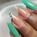 Groene en witte Franse amandel plaknagels met gouden glitters en luipaardpatroon - Lijm Stijl (JP3086)