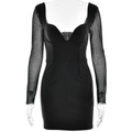 Mini abito aderente nero sexy con scollo a V profondo e maniche lunghe in rete velata - S / Nero
