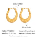 Orecchini a cerchio in acciaio inossidabile 18K con trama a rilievo stile retrò - Forma a Pera In Rilievo (YYE023040)