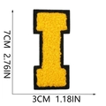 Vista dettagliata delle dimensioni della toppa a lettera I in ciniglia gialla da 7cm - Singolo - Lettera I Gialla