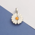 Silver daisy sunflower pendant with yellow center and openable locket mechanism - 25mm / Steel