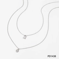 Collier double couche en acier argenté avec pendentifs en zircon carrés et en goutte - Pendentif Double Couche Carré et Goutte d'Eau / Argent (PD1478)