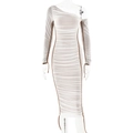 Robe moulante à épaule dénudée avec maille épissée et détails plissés en crème et marron - S / Blanc