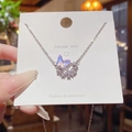 Elegante collana in titanio argento con ciondolo a farfalla viola sfumata e dettagli diamante - Stile pendente a farfalla sfumato viola (X291) / Argento