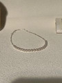 Detalle del collar de perlas y cadena de plata con cierre de langosta y extensión - Plateado