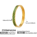 Dettaglio delle dimensioni del bracciale rigido in acciaio con smalto a scacchi - Bracciale a Scacchi Verde (Z599)