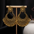Detail of vintage bohemian tassel earrings with hollow flowers and antique gold finish - H4414-1 Antique Gold