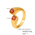 Bague géométrique rétro avec zircon orange en cuivre plaqué or et texture côtelée - Taille 7 (Réglable) / Doré