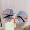 Lunettes de soleil polygonales sans monture avec strass et verres dégradés bleu rose - Monture Dorée Verres Dégradés Bleu Rose