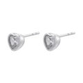 Vista macro de pendientes de corazón plateados con piedras preciosas pulidas engastadas - Estilo Corazón Plateado(VE1244)