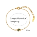 Détail du bracelet chaîne serpent plaqué or 18 carats avec pierre précieuse verte - Bracelet Pendentif Serpent Zircon Or Zircon Vert