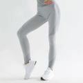 Legging de yoga gris clair sans couture à taille haute pour femme coupe ajustée - S / Bas / Pantalon Gris