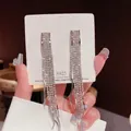 S925 Silber Nadel Quastenohrringe mit funkelnden Strasssteinen und koreanischem Design - E0085 Silbernadel (Luxuriöse mehrreihige Quaste Silber)