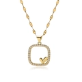 Elegante 18K vergoldete Halskette mit geometrischem quadratischem Rahmen und Zirkonia Herz - Goldener Stil (24523)