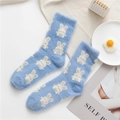 Morbide calze di pile corallo blu con motivi di conigli bianchi per il calore invernale - Taglia unica / Coniglio Blu