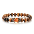 Bracciale retrò di perle occhio di tigre con ciondolo a corona d'argento e zirconi - Stile-07 Occhio di tigre