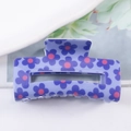 Pinza de pelo cuadrada lila con motivos de flores azul oscuro y centros en rosa - Púrpura Claro Floral