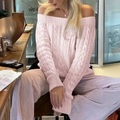Pink off-the-shoulder chunky cable knit sweater for women with long sleeves and elegant fit - S / Pink