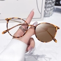 Retro round tortoiseshell frames with gold metal temples and photochromic lenses - Photochromic Brown / Tortoiseshell Gold Frame
