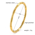 Minimalistische 18K vergoldete Edelstahl-Kugelkette mit hochglanzpolierter Oberfläche - Goldener Armreif mit Perlenanhängern
