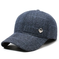 Berretto da baseball invernale scozzese blu scuro da uomo con paraorecchie e logo in metallo - Regolabile / Blu navy