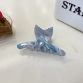 Molla per capelli in acrilico con trama marmorizzata blu-viola e dettaglio di perla - Molletta a Coda di Pesce Blu con Perla