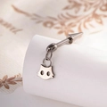 Piercing de titanio F136 con cabeza de gato plateada y barra con punta cónica lisa - Estilo Gato con Puntas (A791-Individual)