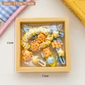 Kirschblüten Haarschmuck Set mit gelbem Scrunchie und Bären-Haarclip in einer Box - Gelber Bär Set A (Folienbox)