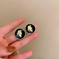 French vintage gold and black enamel round earrings with portrait relief on hand - Silver Needle - Vintage Portrait Earrings