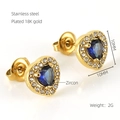 Orecchini a lobo a cuore in acciaio inossidabile placcato oro 18K con zircone blu - Blu