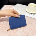 Tarjetero de cuero azul oscuro con cremallera dorada y protección antirrobo RFID - 9 ranuras para tarjetas - Grano de lichi / Azul zafiro
