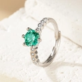 Adjustable silver ring featuring a round green gemstone center and clear side zircons - Platinum Gold [one Carat] Ljz-264 / Adjustable Open