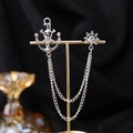 Spilla vintage a forma di ancora e timone argentata con teschio e catene su supporto - Teschio (TL0064) / Argento