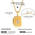 Dettaglio del medaglione in acciaio inossidabile placcato oro 18K con zircone incastonato - Stile Radiante a Gemma Singola (JDN0108038)