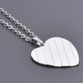 Collana con pendente a cuore in acciaio inossidabile argento con trama a strisce - Collana / Argento